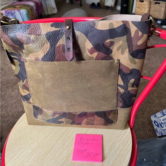 Camouflage Hobo Bag - Picture 1 of 5